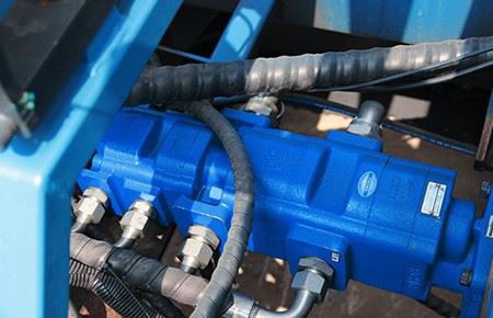 High-efficiency Water Well Drilling Rig Crawler suppliers